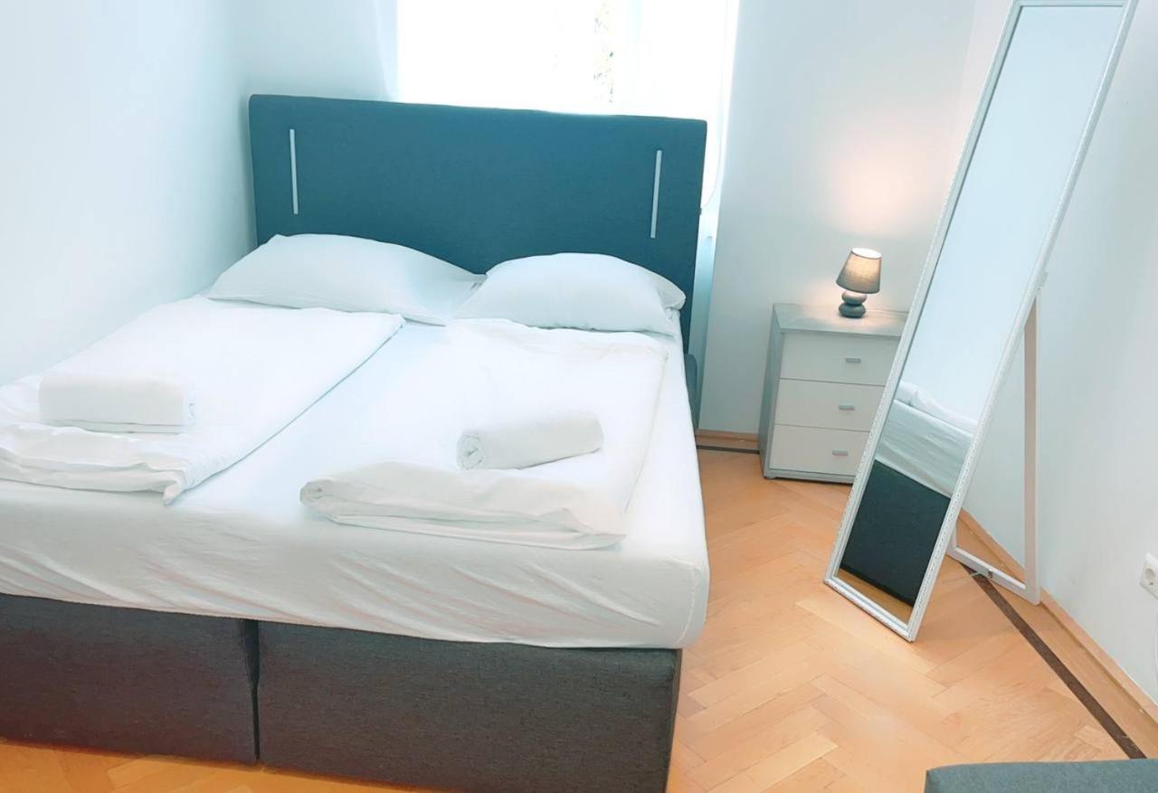 Deluxe Rooms In Keplerplatz Vienne Extérieur photo